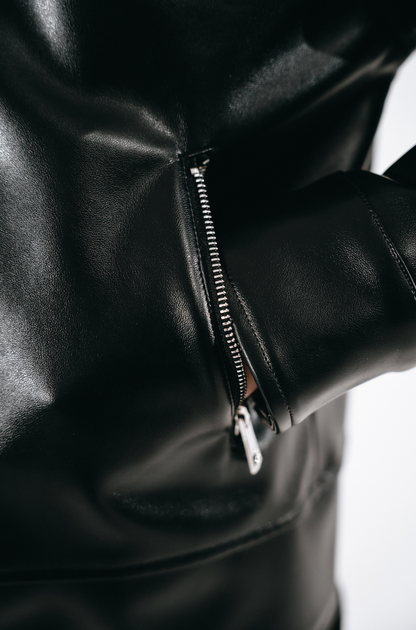 LEATHER JACKET.